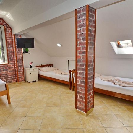 Apartments Mir I Dobro Котор Екстериор снимка