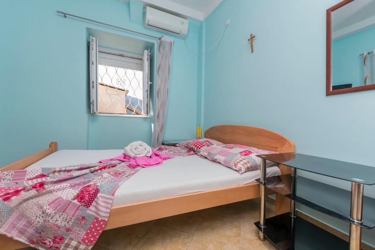 Apartments Mir I Dobro Котор Екстериор снимка